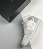 Air-Jordan-1-Mid-Grey-Camo-DC9035-100-2.jpg
