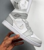 Air-Jordan-1-Mid-Grey-Camo-DC9035-100-3.jpg