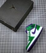 Air-Jordan-1-Mid-Incredible-Hulk-554724-300-4.jpg