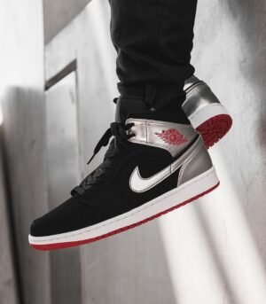 Air Jordan 1 Mid Johnny Kilroy