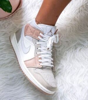 Air Jordan 1 Mid Milan