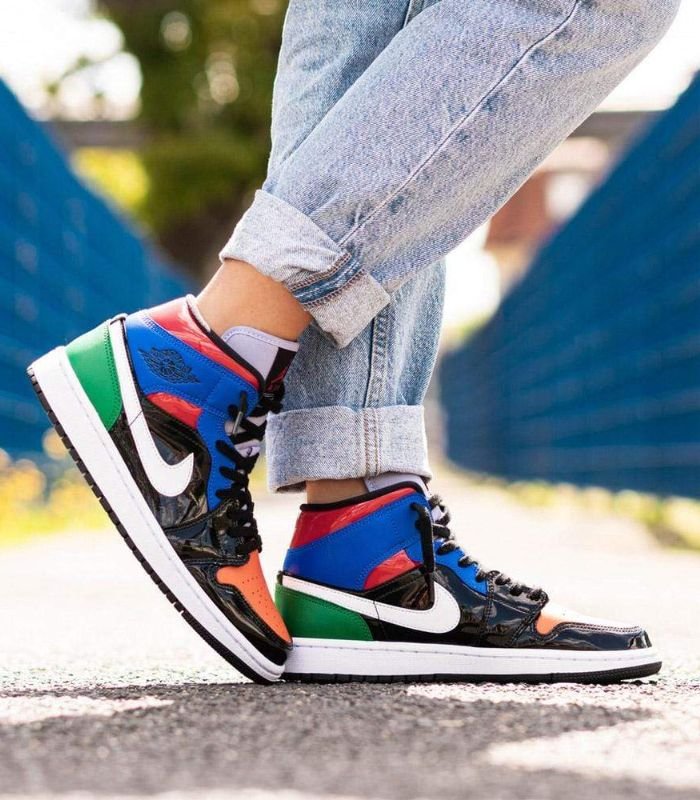Air-Jordan-1-Mid-Multi-Patent-Womens-CV5276-001-1