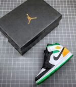 Air-Jordan-1-Mid-Oakland-852542-101-3.jpg