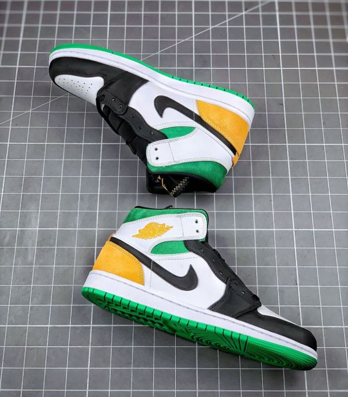 Air-Jordan-1-Mid-Oakland-852542-101-5.jpg