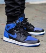 Air-Jordan-1-Mid-Royal-2020-554724-068-1.jpg