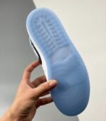Air-Jordan-1-Mid-SE-Ice-Blue-2023-DV1308-104-6.jpg