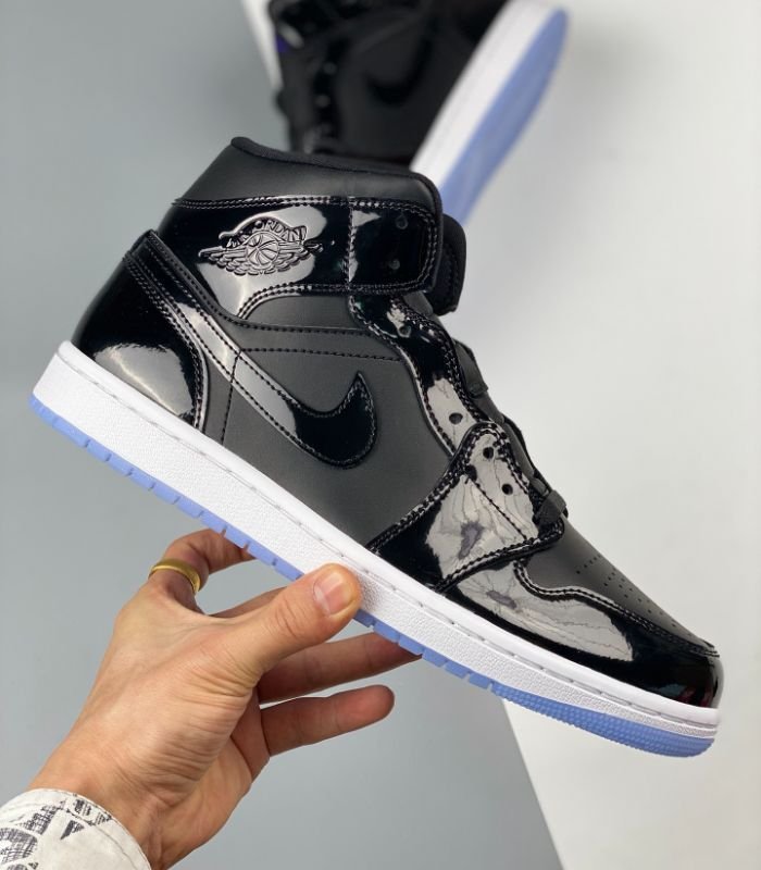 Air-Jordan-1-Mid-SE-Space-Jam-DV1308-004-3.jpg