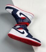 Air-Jordan-1-Mid-SE-USA-852542-104-5.jpg