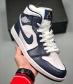Air-Jordan-1-Mid-White-Metallic-Gold-Obsidian-554724-174-3.jpg