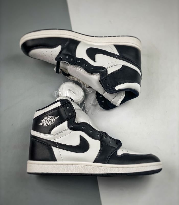 Air-Jordan-1-Retro-High-85-Black-White-2027-BQ4422-001.jpg
