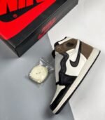 Air-Jordan-1-Retro-High-Dark-Mocha-555088-105-3.jpg