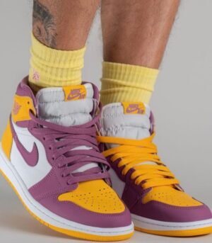 Air Jordan 1 Retro High OG Brotherhood