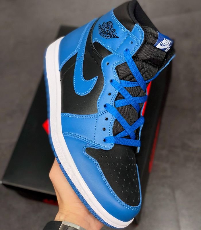 Air-Jordan-1-Retro-High-OG-Dark-Marina-Blue-555088-404-2