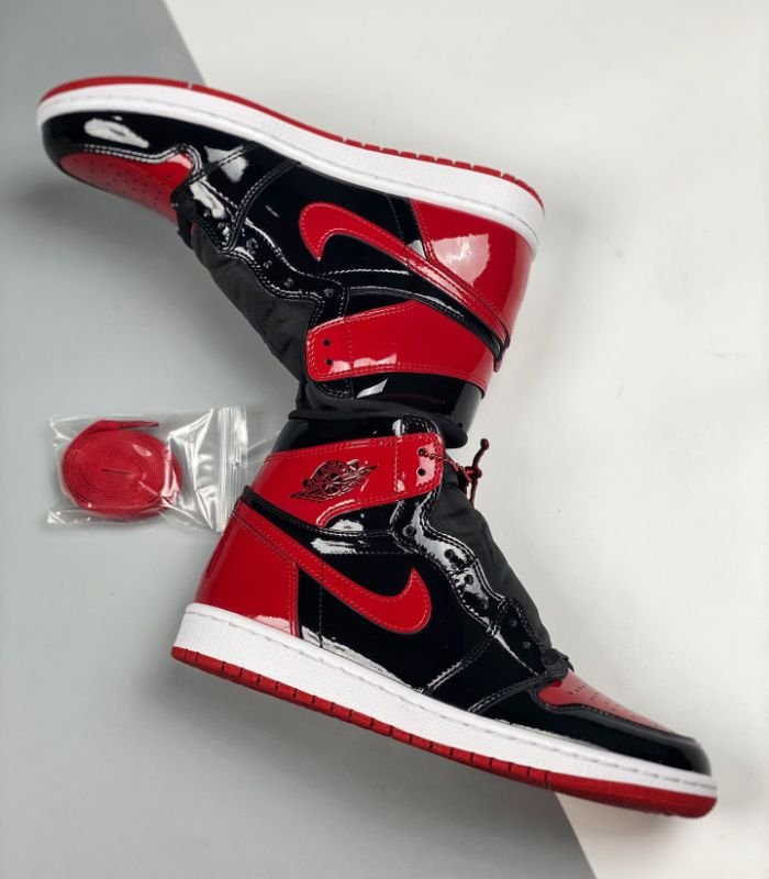 Air-Jordan-1-Retro-High-OG-Patent-Bred-555088-063-5