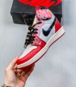 Air-Jordan-1-Retro-High-OG-Spider-Man-Across-the-Spider-Verse-DV1748-601-3