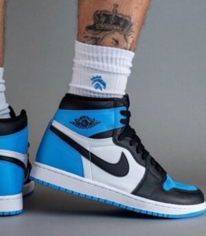 Air Jordan 1 Retro High OG UNC Toe