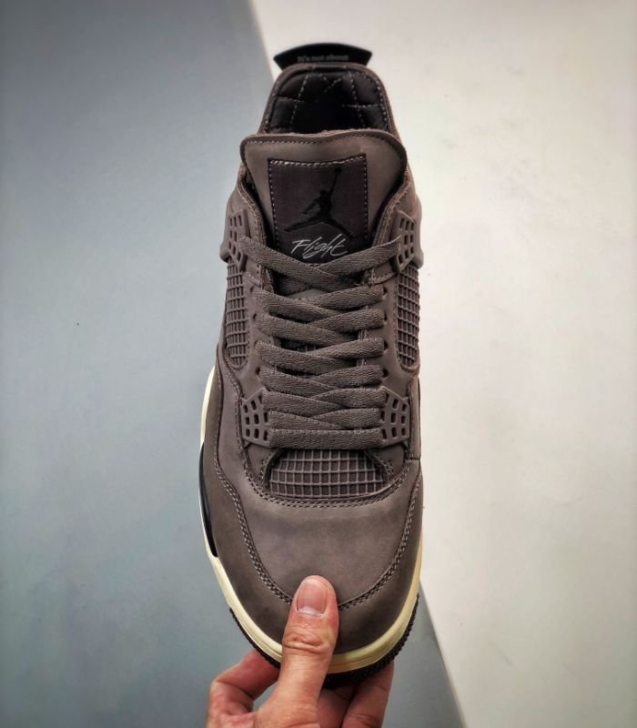 Air-Jordan-4-Retro-A-Ma-Maniere-Violet-Ore-DV6773-220-5
