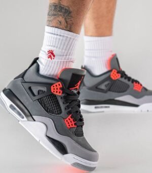 Air Jordan 4 Infrared