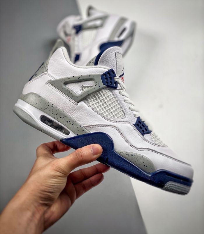Air-Jordan-4-Retro-Midnight-Navy-DH6927-140-3.jpg
