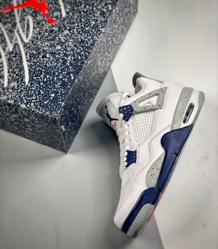 Air-Jordan-4-Retro-Midnight-Navy-DH6927-140-4.jpg