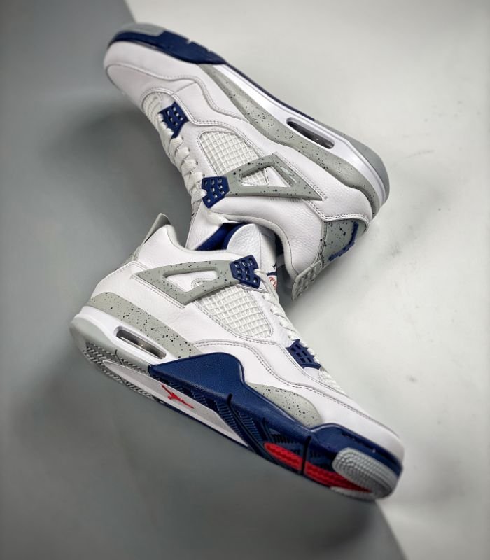 Air-Jordan-4-Retro-Midnight-Navy-DH6927-140-5.jpg