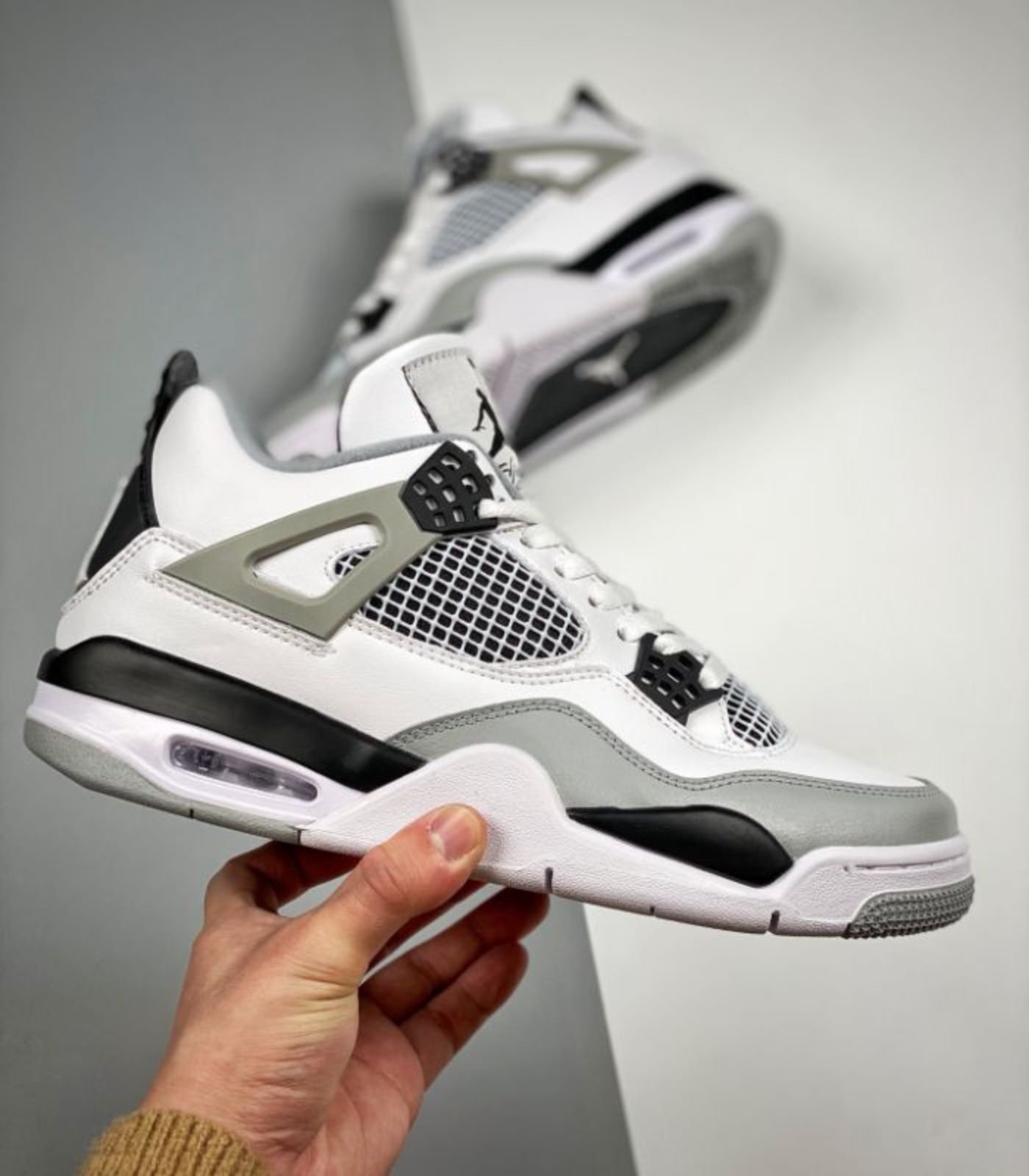 Air-Jordan-4-Retro-Military-Black-DH6927-111-3-1.jpg