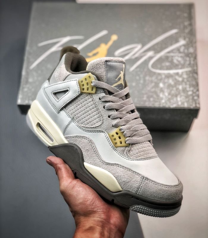 Air-Jordan-4-Retro-SE-Craft-Photon-Dust-DV3742-021-2.jpg