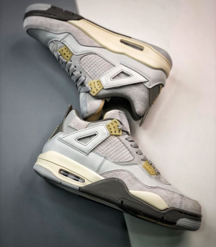 Air-Jordan-4-Retro-SE-Craft-Photon-Dust-DV3742-021-5.jpg