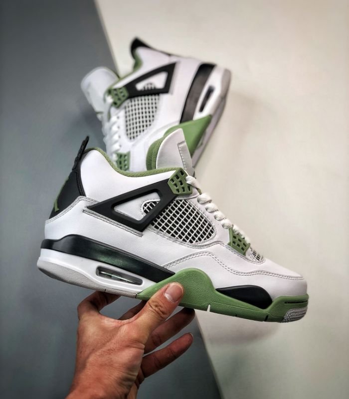 Air-Jordan-4-Retro-Seafoam-Womens-AQ9129-103-3.jpg