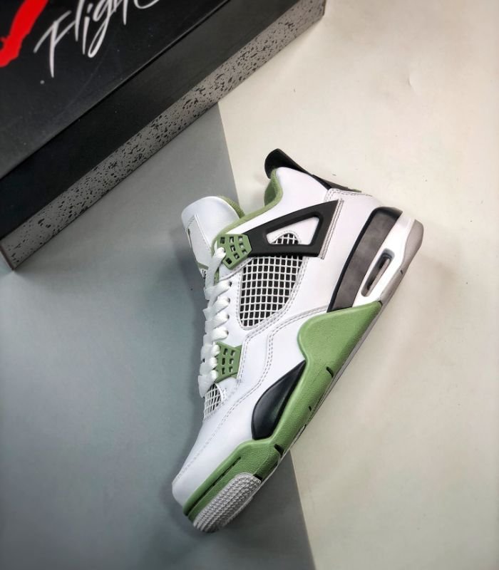 Air-Jordan-4-Retro-Seafoam-Womens-AQ9129-103-4.jpg