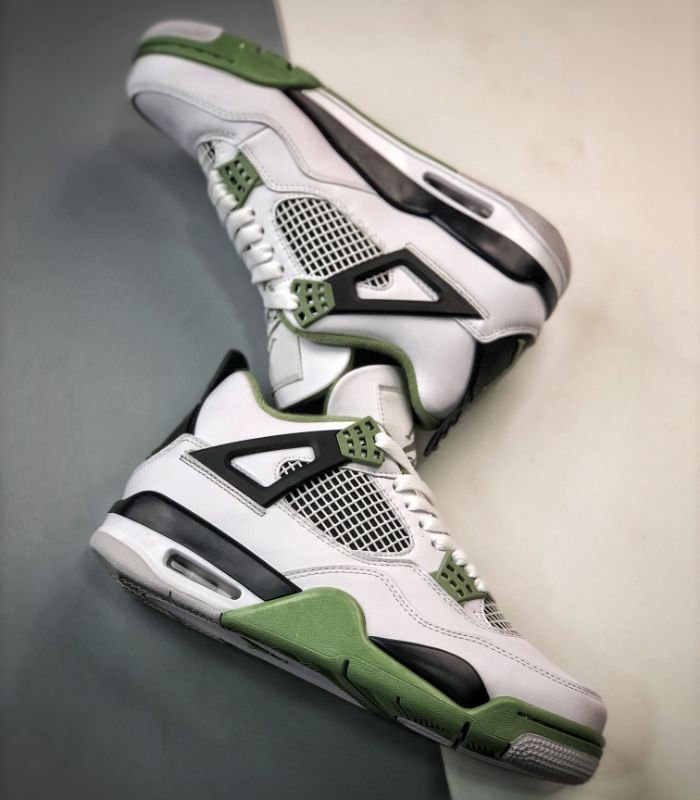 Air-Jordan-4-Retro-Seafoam-Womens-AQ9129-103-5.jpg