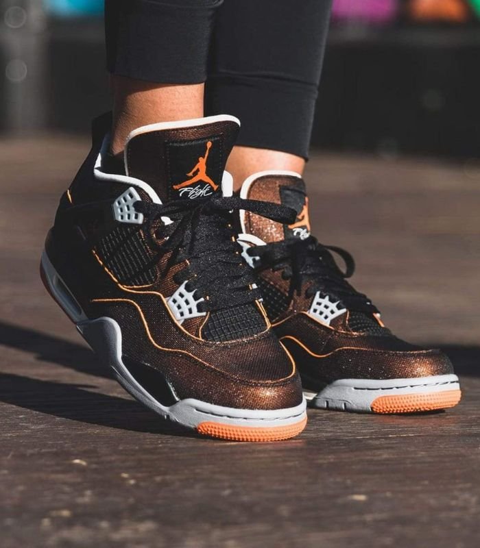 Air-Jordan-4-Retro-Starfish-Womens-CW7183-100-1.jpg