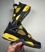 Air-Jordan-4-Retro-Thunder-2024-DH6927-017.jpg