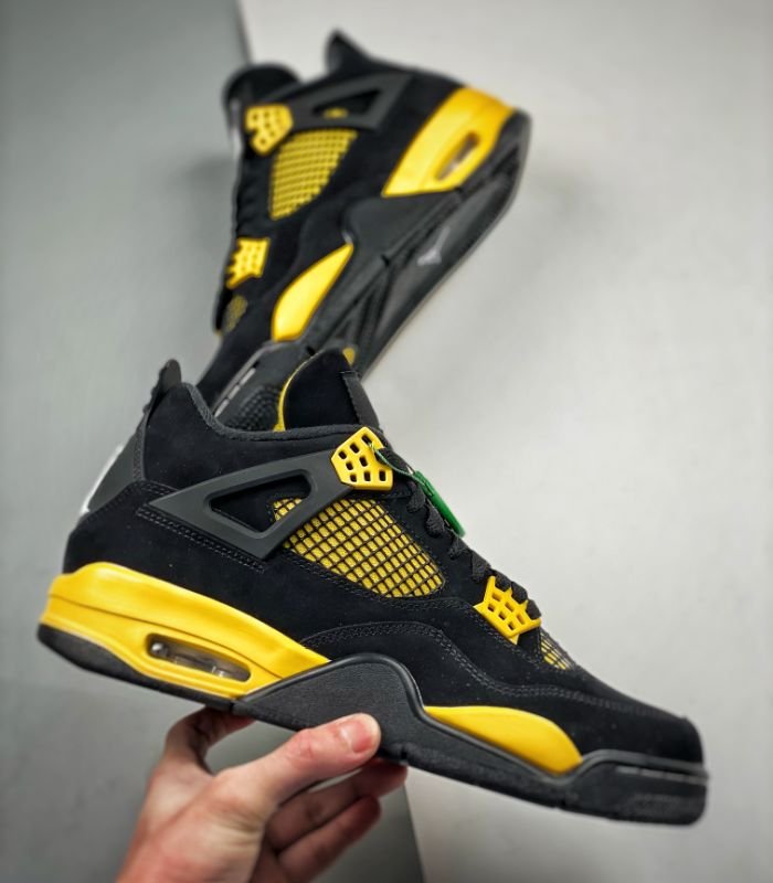 Air-Jordan-4-Retro-Thunder-2024-DH6927-017.jpg