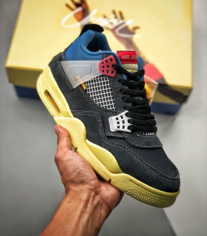 Air-Jordan-4-Retro-Union-Off-Noir-DC9533-001-5.jpg