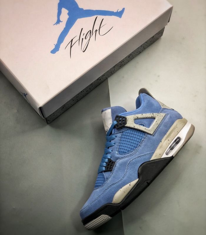 Air-Jordan-4-Retro-University-Blue-CT8527-400-4.jpg