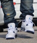 New-Images-of-The-Air-Jordan-4-Columbia-3.jpg