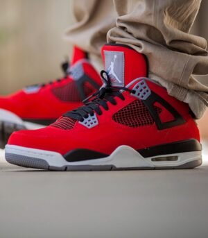 Air Jordan 4 Retro Toro Bravo