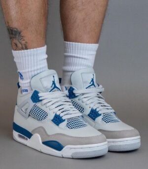 Air Jordan 4 Retro Military Blue (2024)