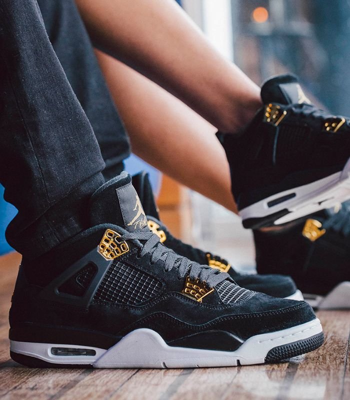 air-jordan-4-royalty-2017.jpg