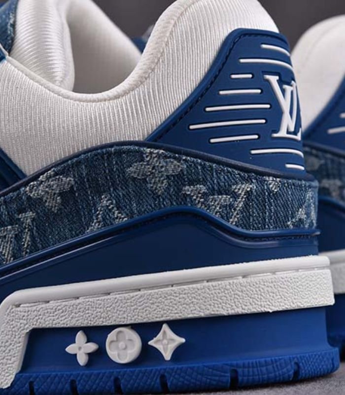 giay-louis-vuitton-lv-trainer-monogram-denim-white-blue-sieu-cap-9.jpg