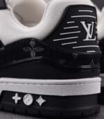 giay-louis-vuitton-lv-trainer-white-black-white-sieu-cap-5.jpg