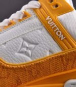 giay-louis-vuitton-trainer-yellow-monogram-denim-white-sieu-cap-2.jpg