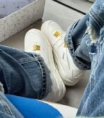 jordan_4_retro_metallic_gold_w_1711075525_8eade93f_progressive-1.jpg