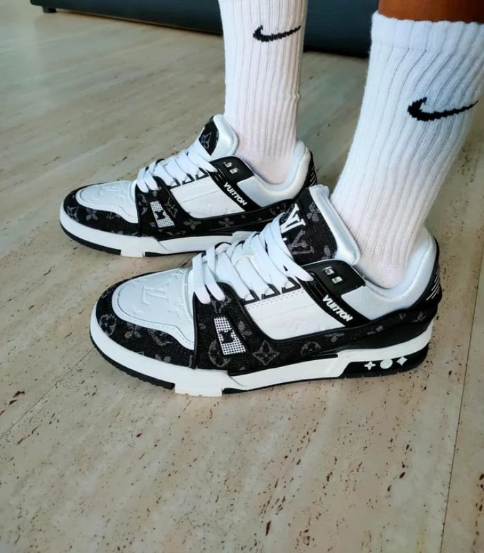 lv-trainer-white-black-us10-eu44-sneaker-jersey-factory-v0-7i1btinkim9b1.jpg
