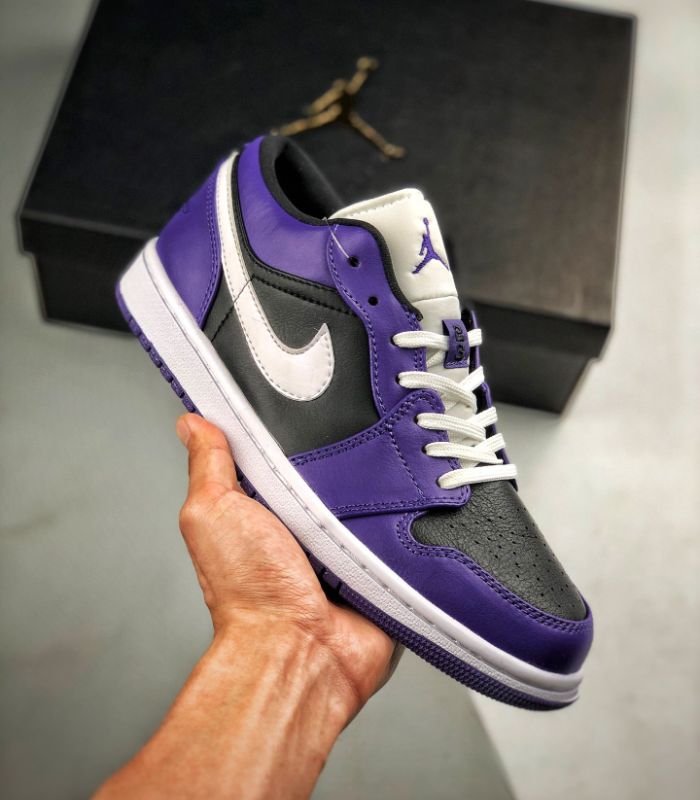Air-Jordan-1-Low-Court-Purple-Black-553558-501-2.jpg