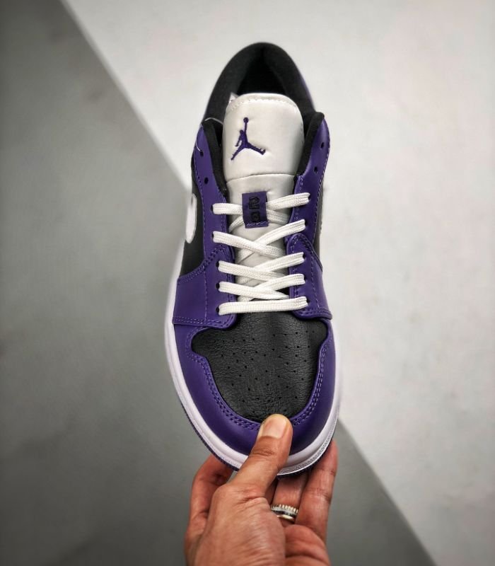 Air-Jordan-1-Low-Court-Purple-Black-553558-501-4.jpg