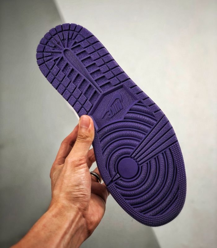 Air-Jordan-1-Low-Court-Purple-Black-553558-501-5.jpg