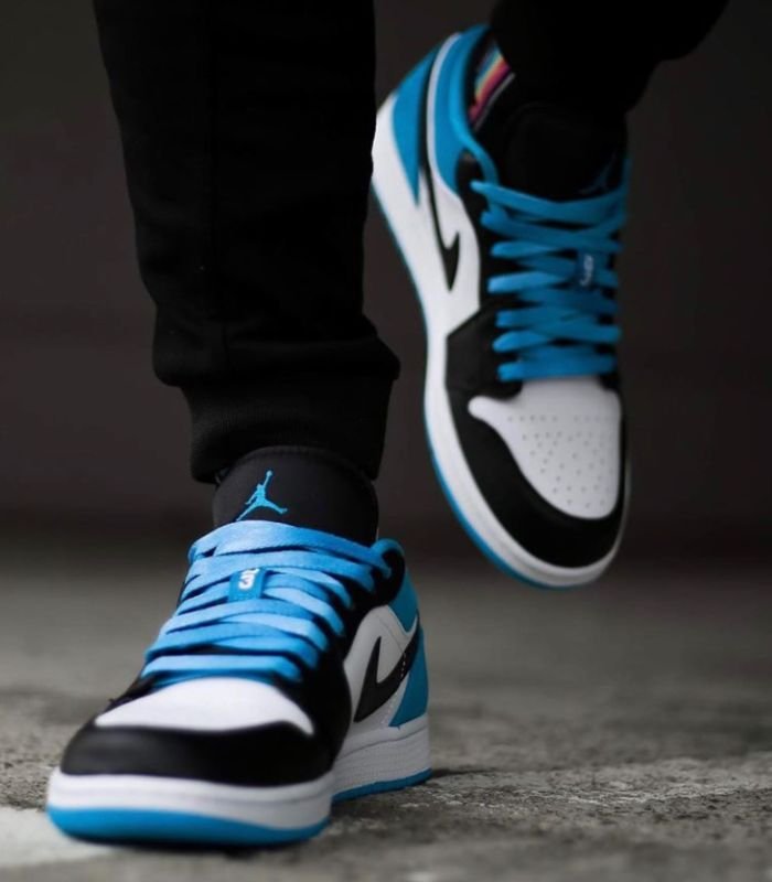 Air-Jordan-1-Low-Laser-Blue-CK3022-004-1.jpg