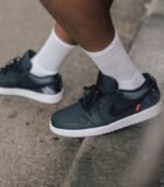 Air-Jordan-1-Low-PSG-Paris-Saint-Germain-CK0687-001-6.jpg